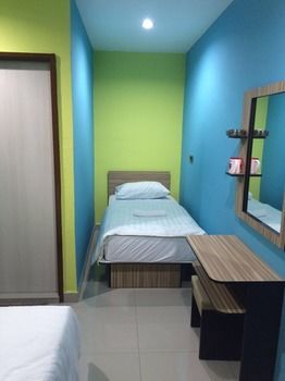 Oyo Pinji Chinese Methodist Church Hotel 3*